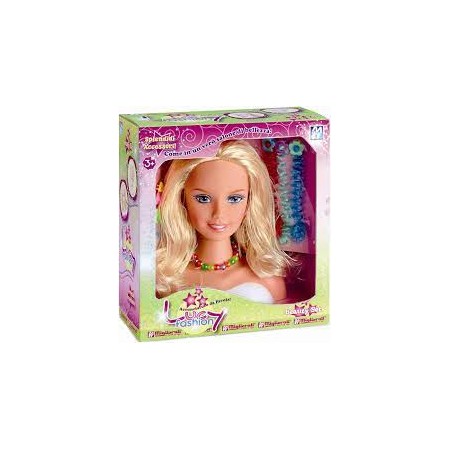 LUCY E IL SALONE DI BELLEZZA