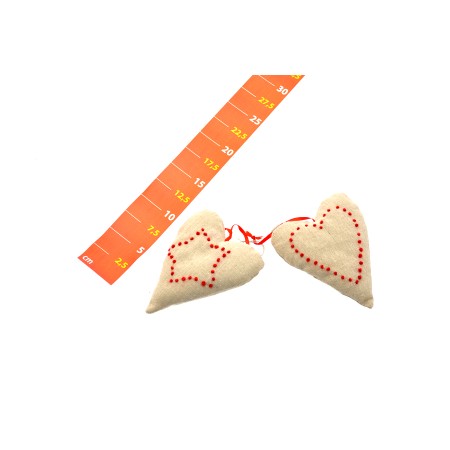 APPENDINO CUORE STOFFA 13CM C/RICAMO 2ASS.