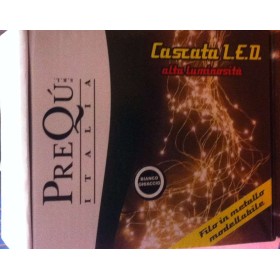 CASCATA DI NANO LED 150 BIANCO CALDO