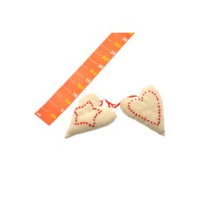 APPENDINO CUORE STOFFA 13CM C/RICAMO 2ASS.